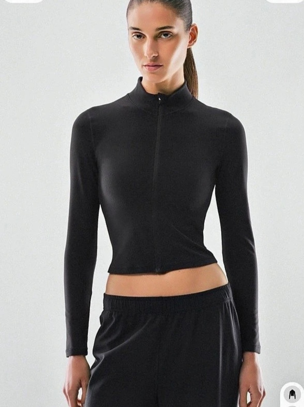 Aritzia Golden BUTTER Limit Zip-Up Jacket Black Size M